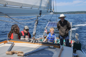 Family activity sailing San Juan islands